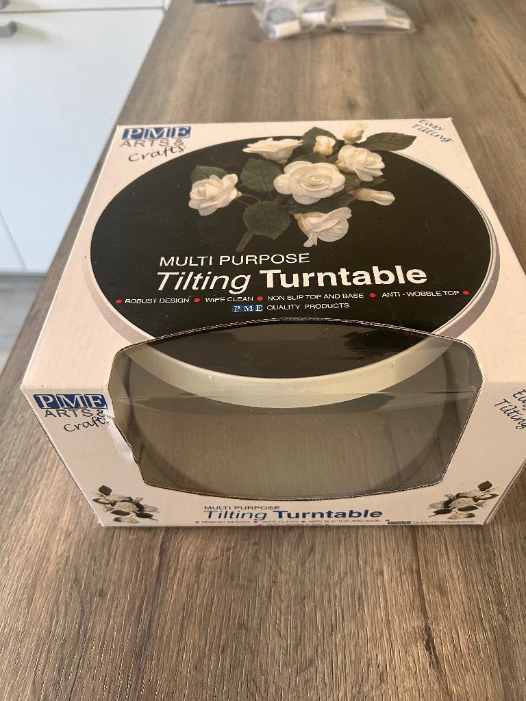 Taart turning table, Ophalen, Nieuw, Taarten, Versiering