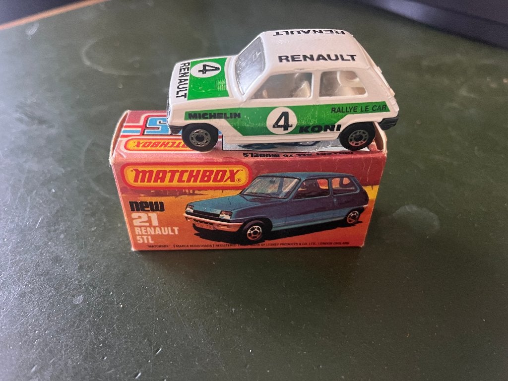 Matchbox Renault 5 TL Rally versie met origineel F2 doosje, Ophalen of Verzenden, Gebruikt, Auto, Matchbox
