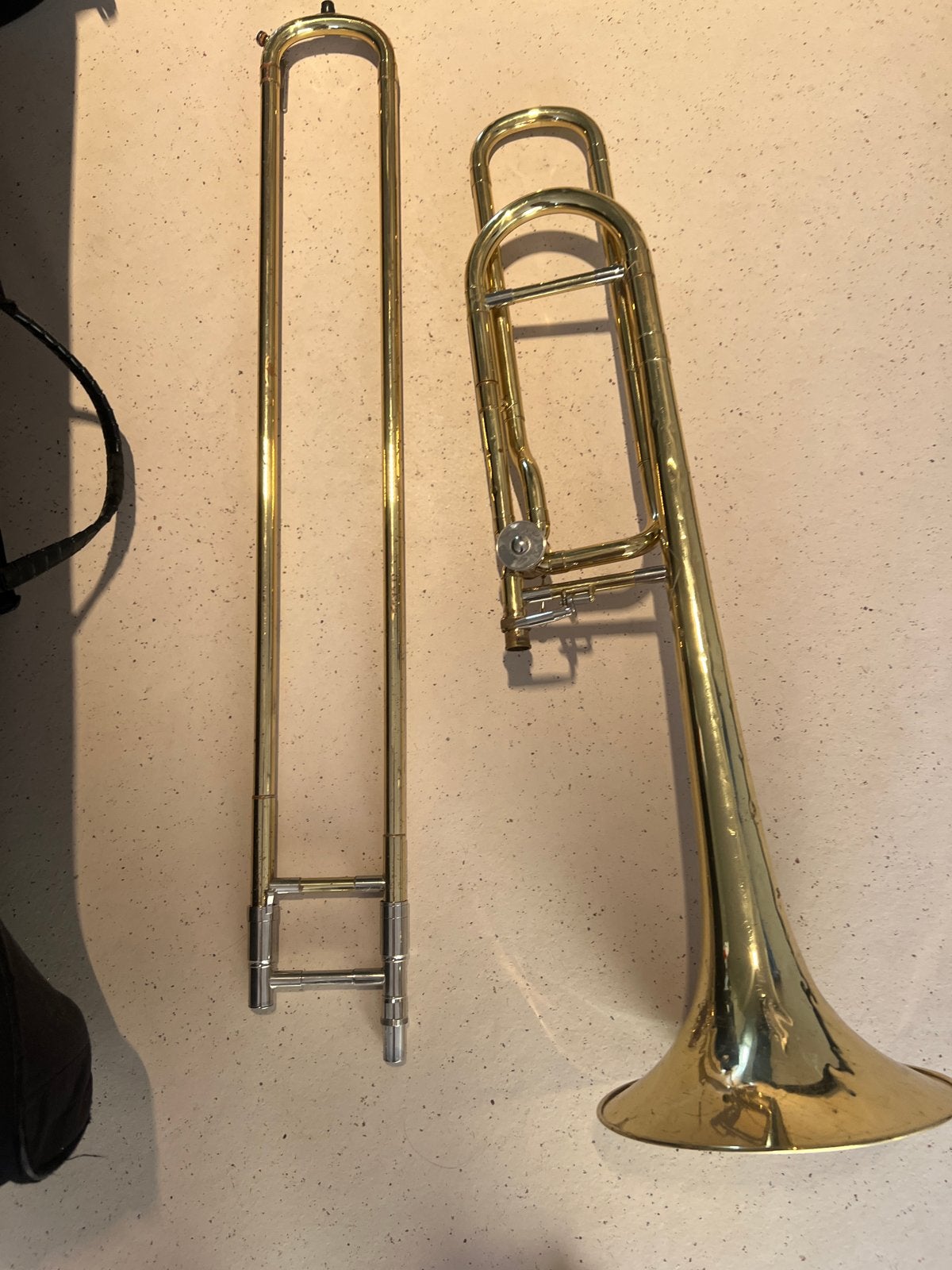 San Carlo SSL-1F trombone met F-aanzet, Muziek en Instrumenten, Blaasinstrumenten | Trombones, Ophalen of Verzenden