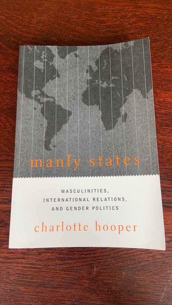 Manly states - Charlotte Hooper, Ophalen of Verzenden, Zo goed als nieuw, Nederland