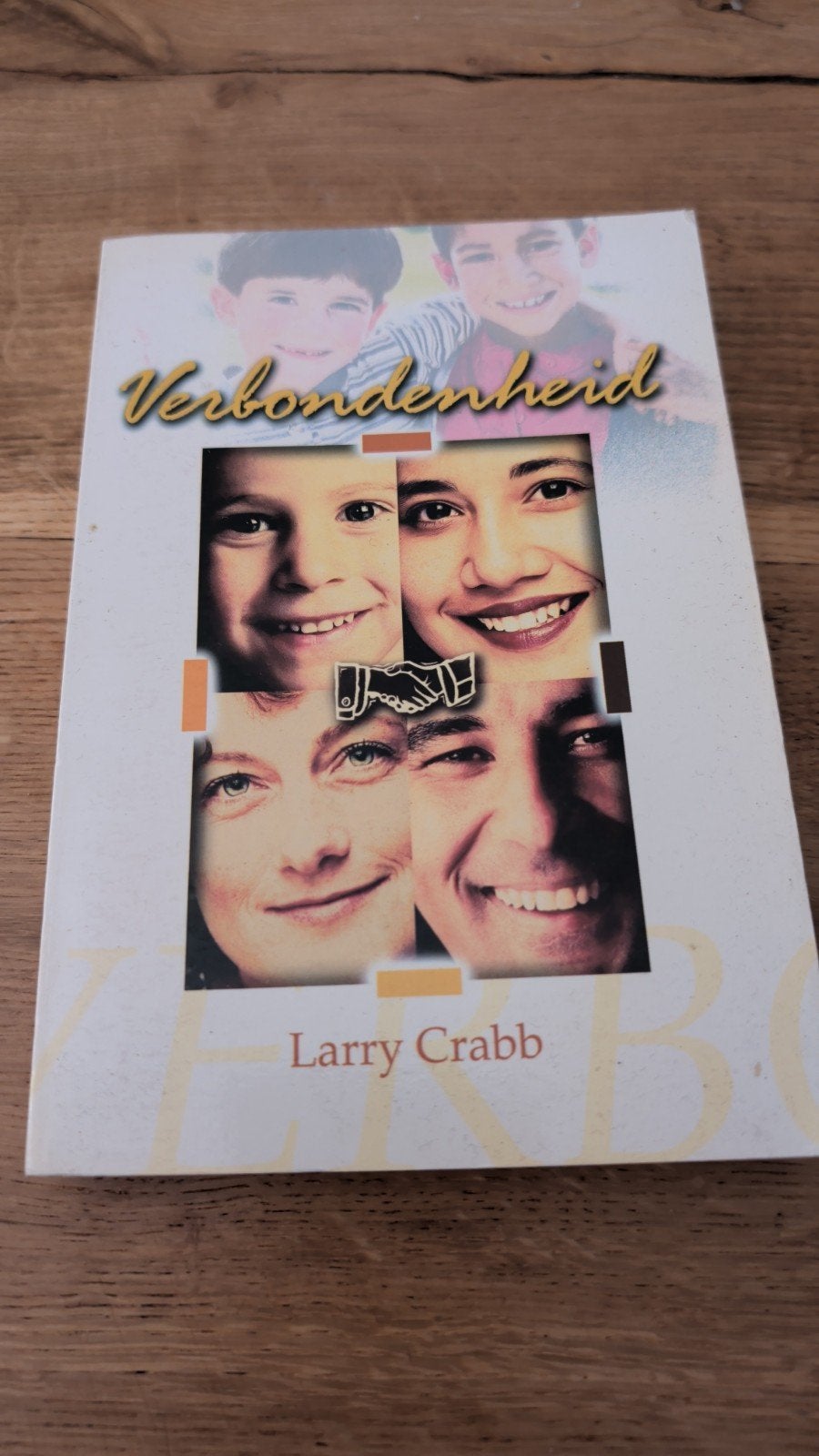 Verbondenheid - Larry Crabb (Boek), Boeken, Ophalen of Verzenden, Gelezen, Larry Crabb, Christendom | Katholiek
