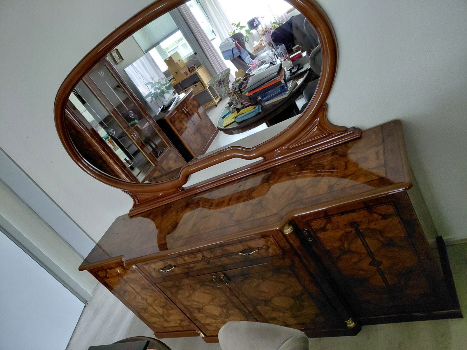 Dressoir met spiegel - 200 cm breed, Ophalen, Met lade(s), Zo goed als nieuw, 200 cm of meer