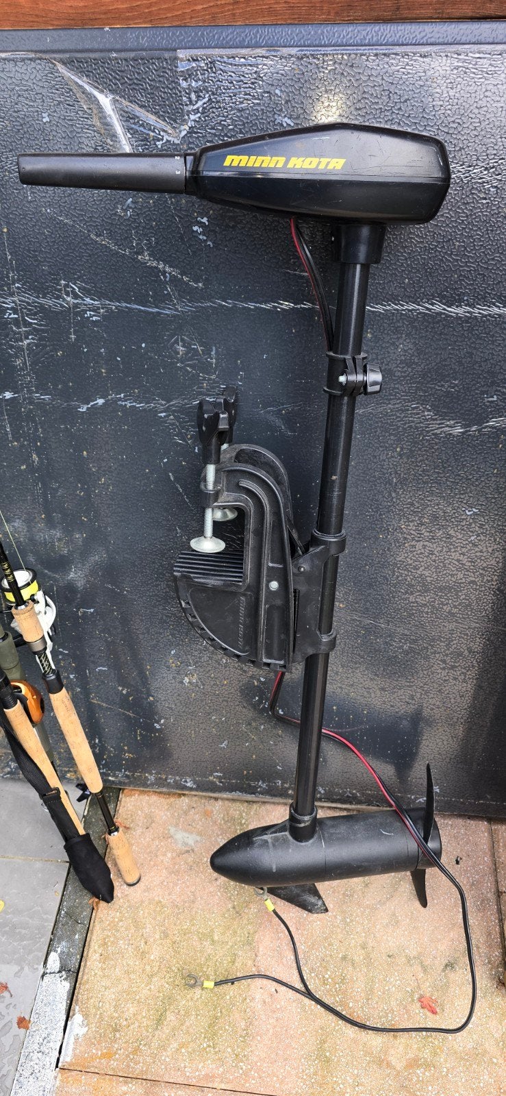 Minn Kota Endura C2 30 Lbs elektromotor met accu en lader, Ophalen of Verzenden, Gebruikt, Motor en Techniek
