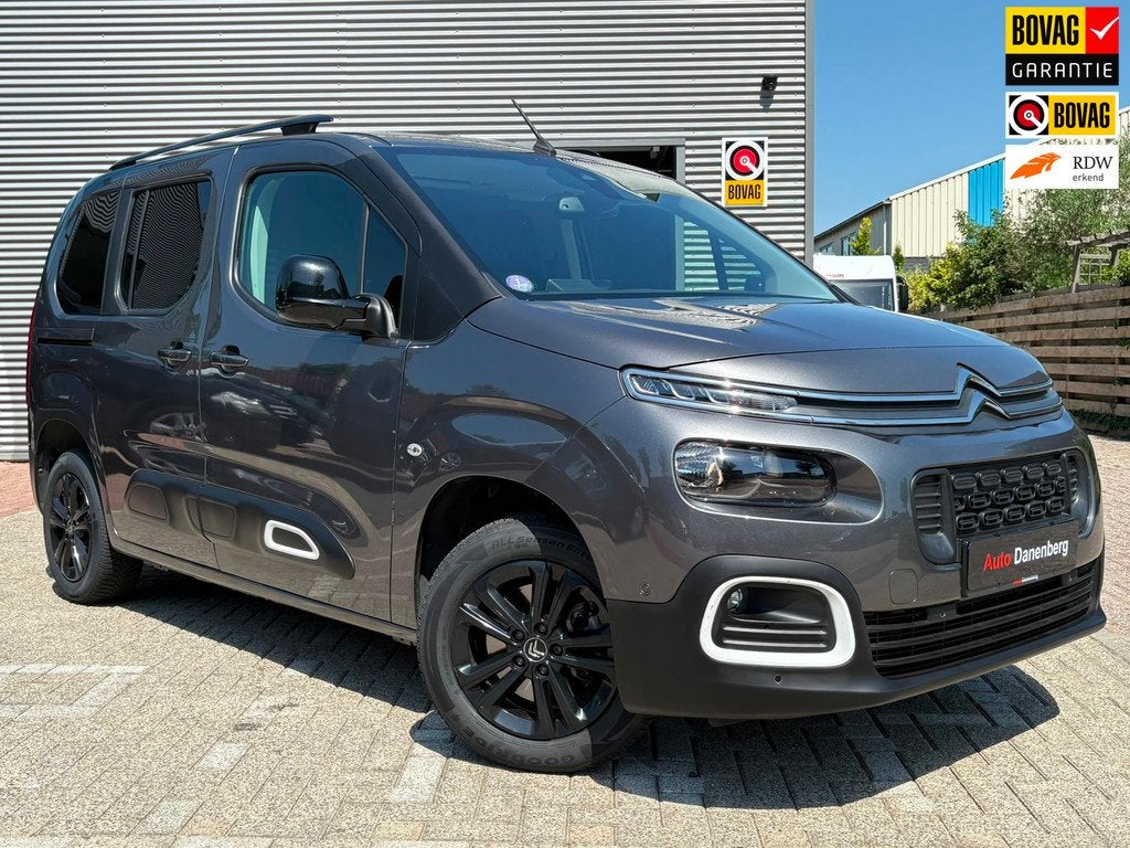 Citroen BERLINGO 1.2 PureTech Shine,Camera,Car-PlayAUTOMAAT,, Auto's, Citroën, 1199 cc, Origineel Nederlands, Nieuw, 3 cilinders