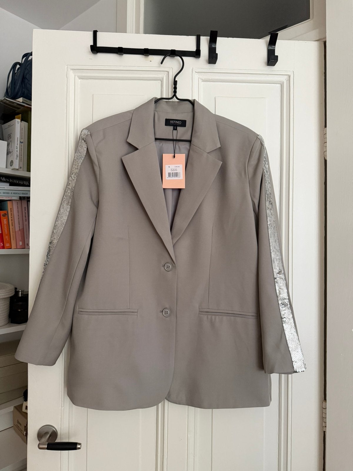 Grijze blazer met pailetten maat s refined department, Kleding | Dames, Jasjes, Kostuums en Pakken, Ophalen of Verzenden, Zo goed als nieuw