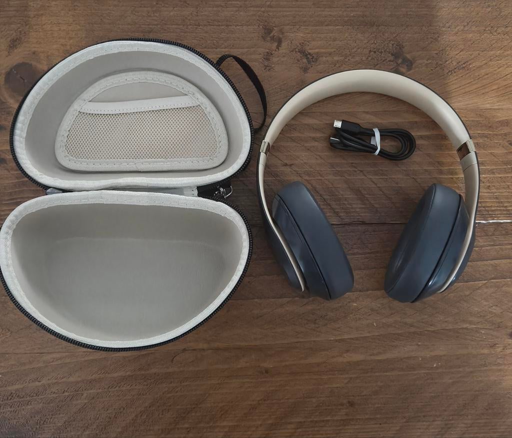 Beats Studio3 Wireless koptelefoon, Beats, Ophalen of Verzenden, Zo goed als nieuw, Over oor (circumaural)