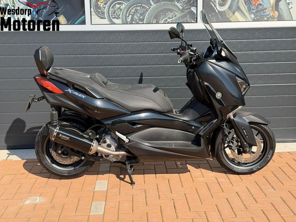 YAMAHA X MAX 300 IRON MAX Akrapovic Weinig KM A2 Geschikt!, Scooter, 292 cc, Bedrijf, Onbekend