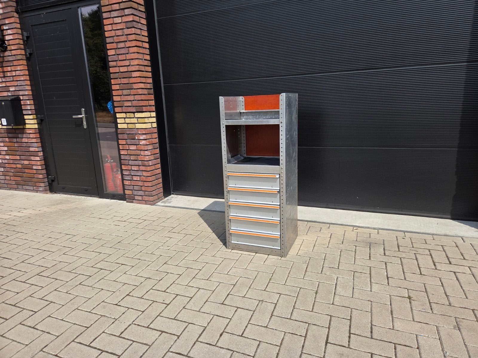 finnerup bedrijfswagen inrichting bedrijfswageninrichting, Ophalen