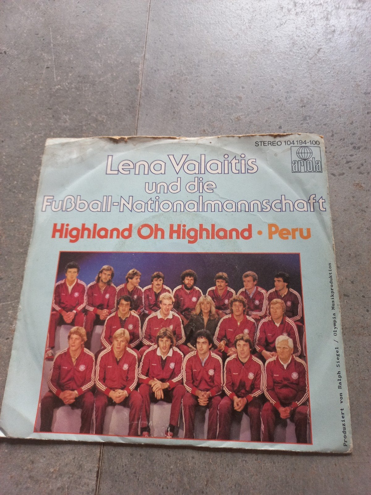 Lena Valaitis & Fußball-Nationalmannschaft - Highland, Ophalen of Verzenden, Gebruikt, 7 inch, Schlager