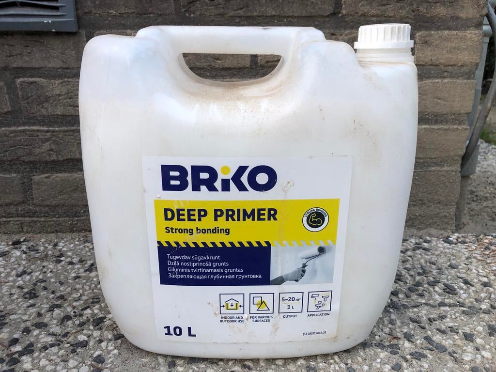 Briko Deep Primer Voorstrijk 10L - Sterke hechting, 5 tot 10 liter, Wit, Nieuw, Ophalen of Verzenden