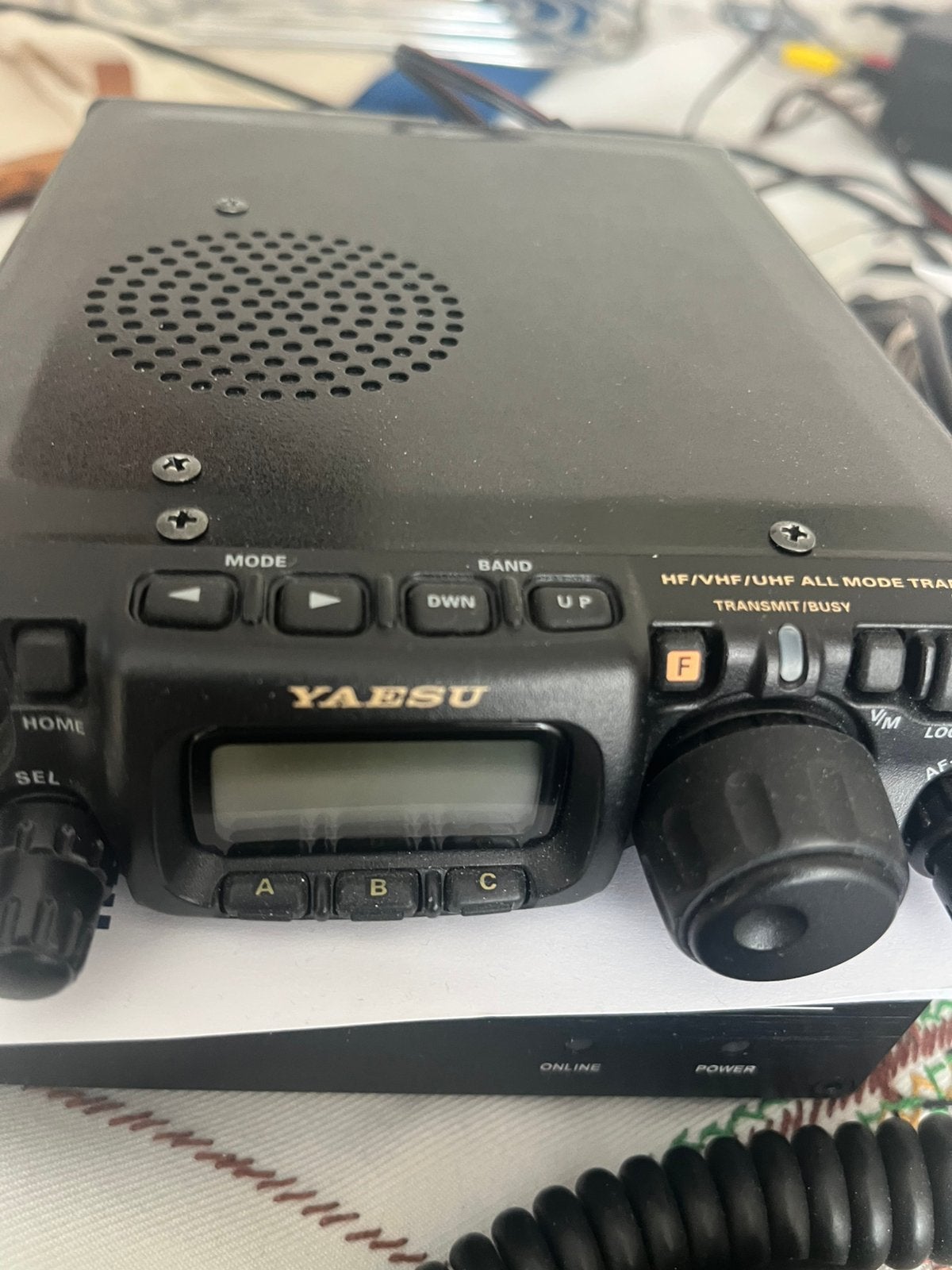 yaesu ft 818ND, Telecommunicatie, Ophalen of Verzenden, Zo goed als nieuw