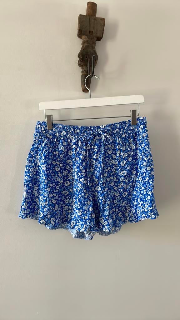 Zgan leuk kort broekje van Ann Christine, Kort, Blauw, Ophalen of Verzenden, Zo goed als nieuw