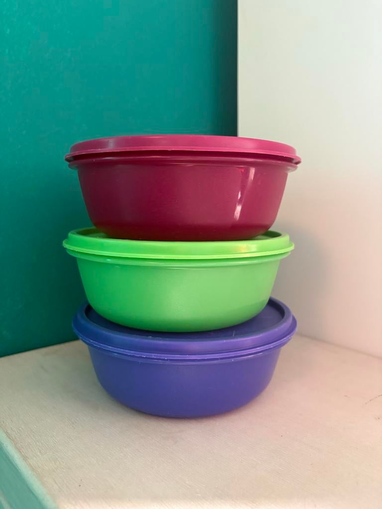 Tupperware kommen set van 3 met deksels, Huis en Inrichting, Keuken | Tupperware, Ophalen of Verzenden, Zo goed als nieuw, Paars