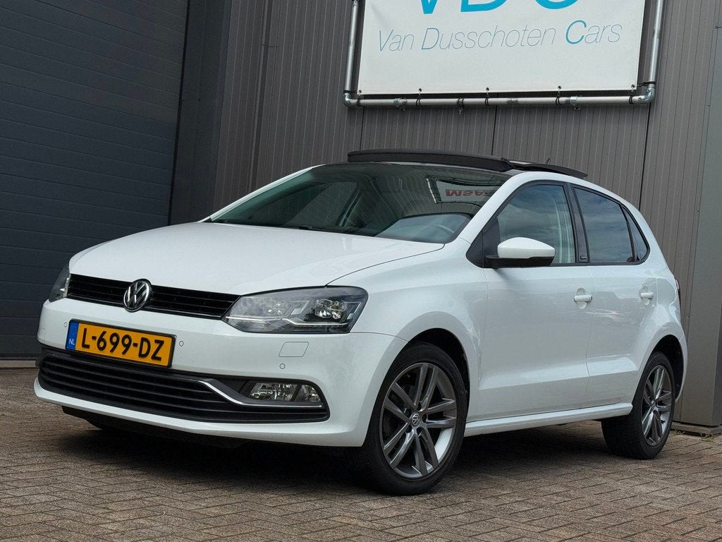 Volkswagen Polo 1.0 Comfortline | Schuifdak | Stoelverwarmin, Voorwielaandrijving, Stof, Wit, Bedrijf