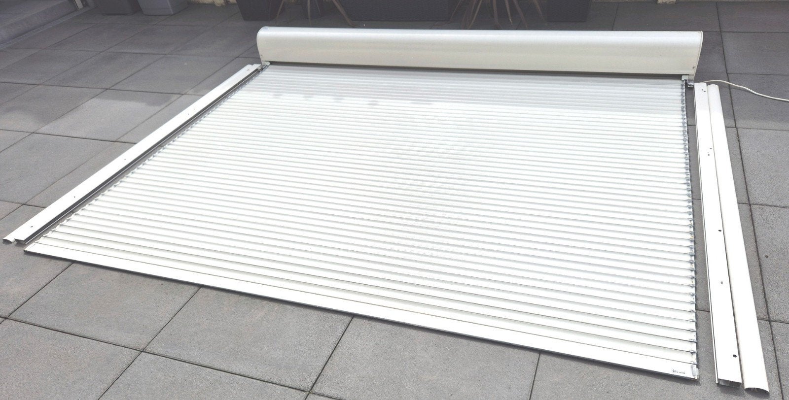 Groot electrische ronde bak rolluik, Ophalen, 200 cm of meer, Wit, Zo goed als nieuw