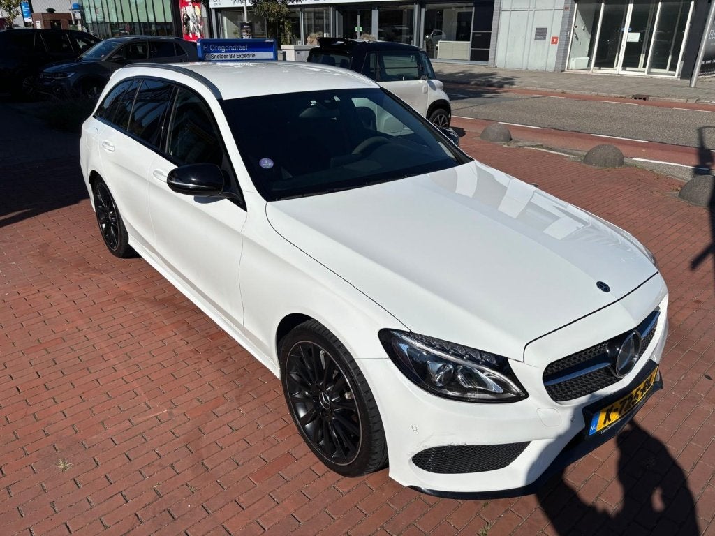 Foto 7 van Mercedes-Benz C-Klasse Estate AMG 43 | 4MATIC | power | stij