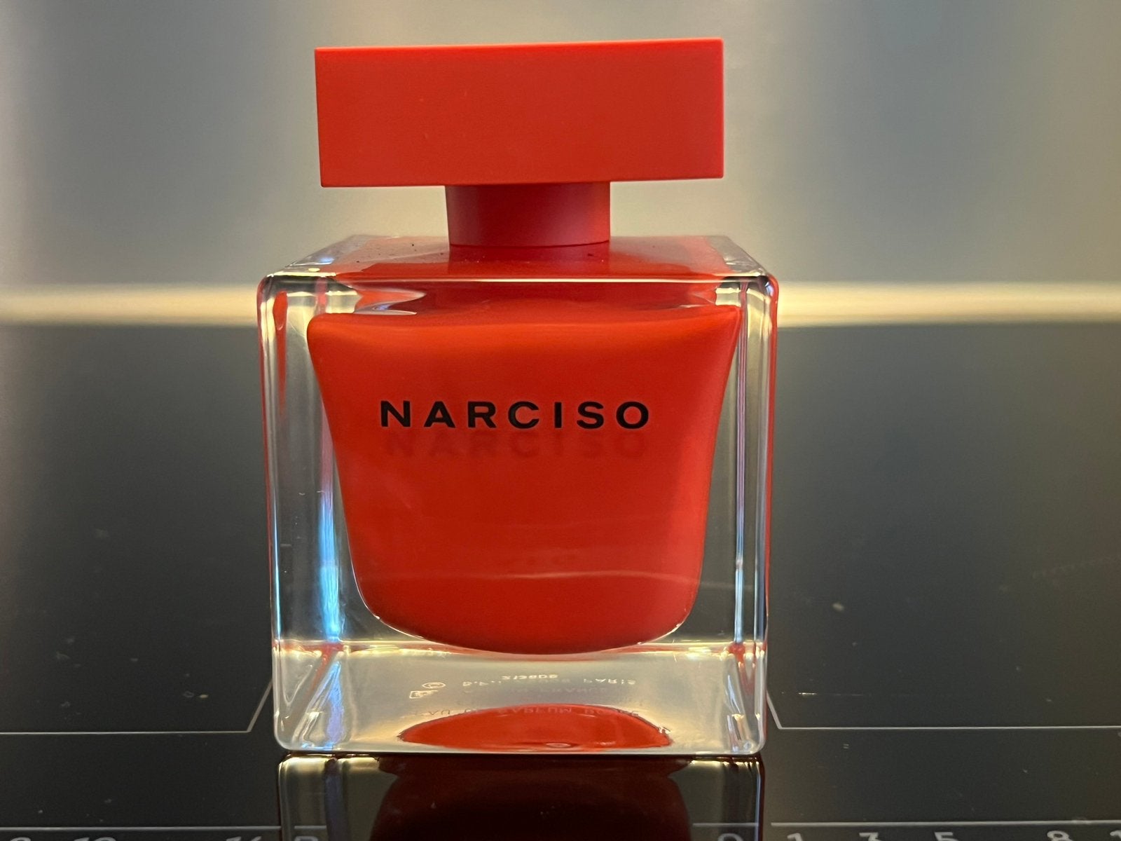 Narciso rouge 90ml edp zit nog 45ml in discontinued, Ophalen of Verzenden, Gebruikt