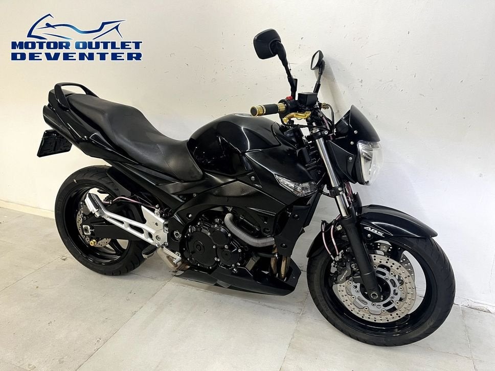 Prachtige SUZUKI GSR 600 A GSR600 BLACK EDITION (bj 2012), SUZUKI, 4 cilinders, Motorrijbewijs A, Bedrijf