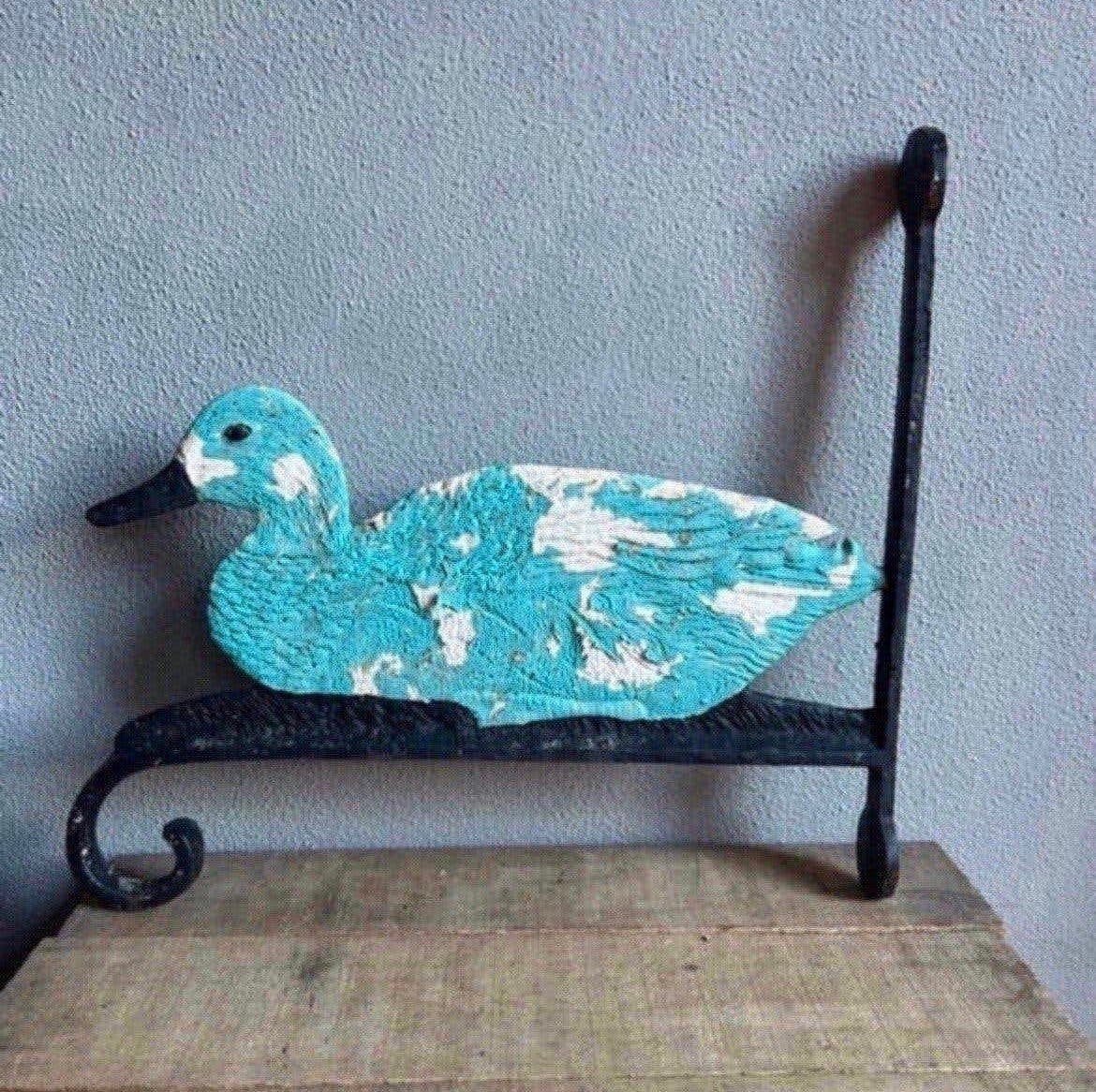 Oude frans wandhaak / plantenhanger met eend, Antiek en Kunst, Verzenden