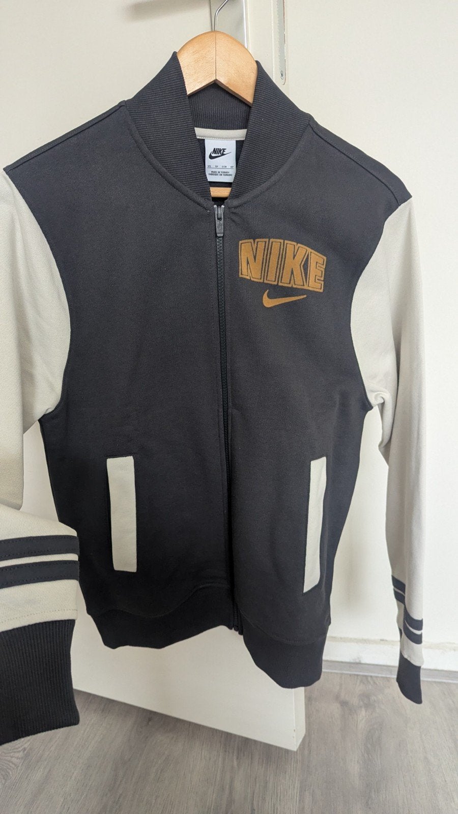Nike jas nieuw, Ophalen, Zwart, Nike, Nieuw