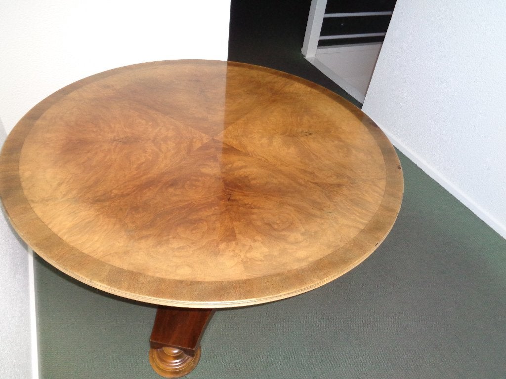 Ronde noten salontafel  wortelnoten blad rond 110 en 57 hoog, Huis en Inrichting, Ophalen, Gebruikt, Klassiek, Rond