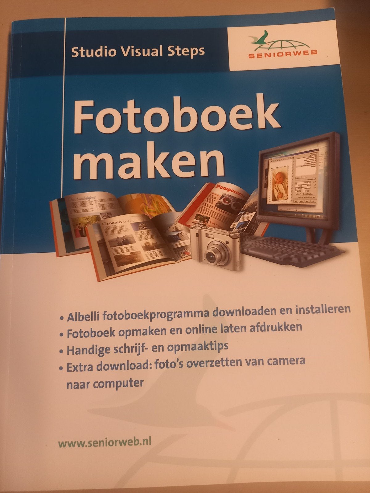 Fotoboek maken - SeniorWeb - Studio Visual Steps, Ophalen of Verzenden, Gelezen, Fotografie algemeen, Visual Steps B.V. met medewerking van Yvette Huijsman