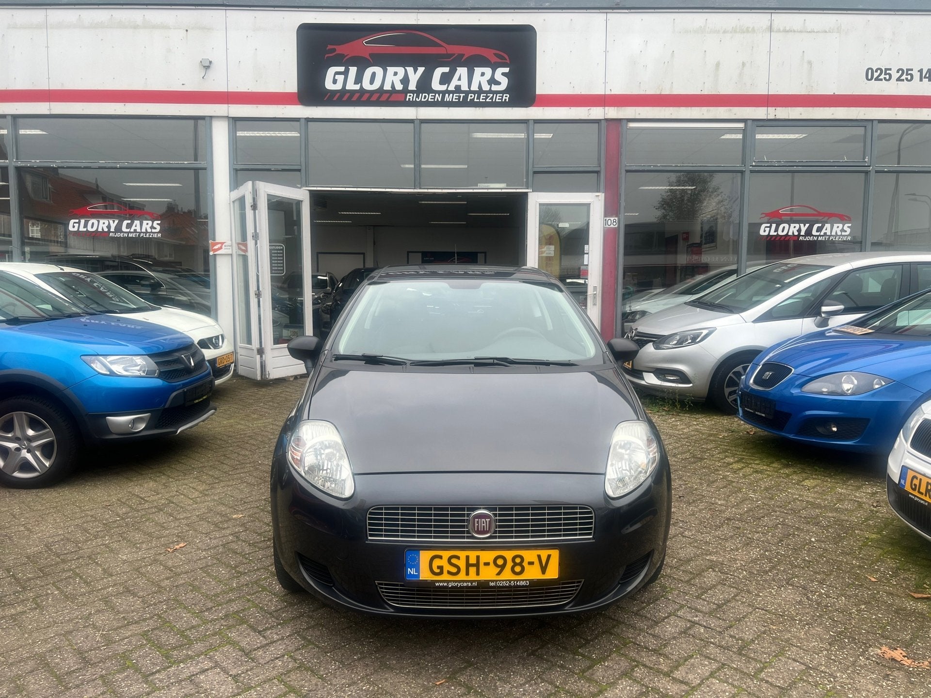 Fiat FIAT PUNTO AIRCO-ELEKT.RAMEN-WEINIG KM-NIEUWE APK, Auto's, Stof, Gebruikt, Bedrijf, Handgeschakeld