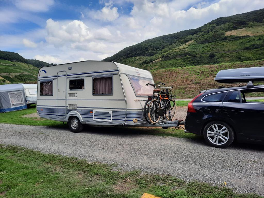 TEC 420TR Caravan uit 2001, Caravans en Kamperen, Caravans, Vast bed, T.E.C., Treinzit, 750 - 1000 kg