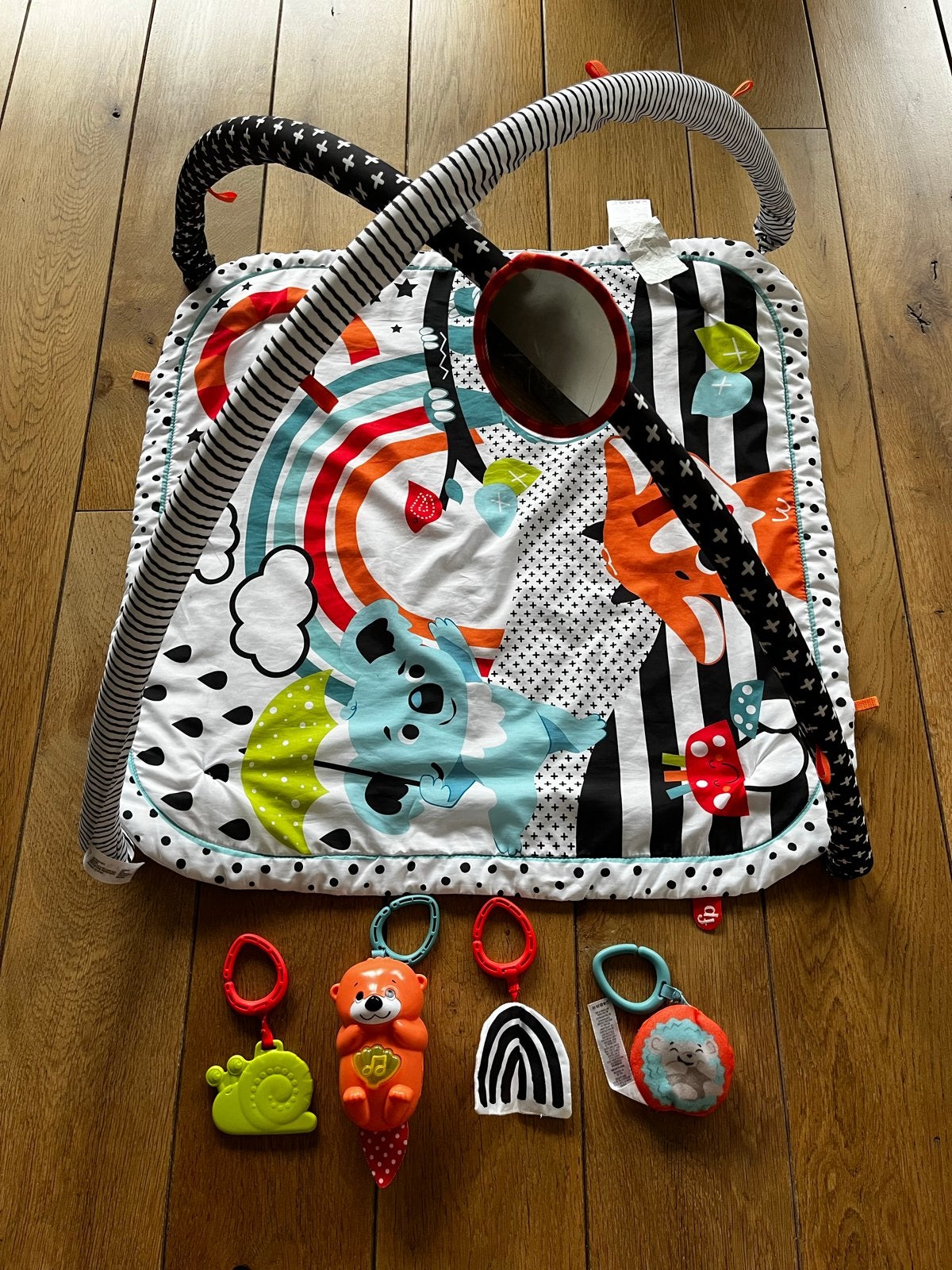 Fisher-Price Speelkleed met speelbogen en speeltjes, Ophalen of Verzenden, Zo goed als nieuw, Speelset, Met geluid