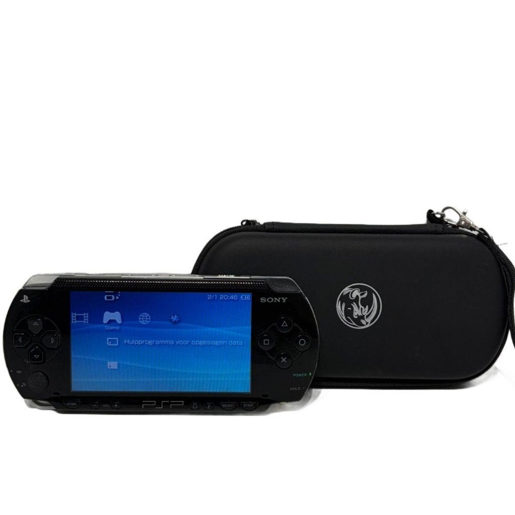 PSP 1004 Zwart Compleet met Lader, Hoes en 16GB SD Kaart, Spelcomputers en Games, Ophalen of Verzenden, Zo goed als nieuw, PSP