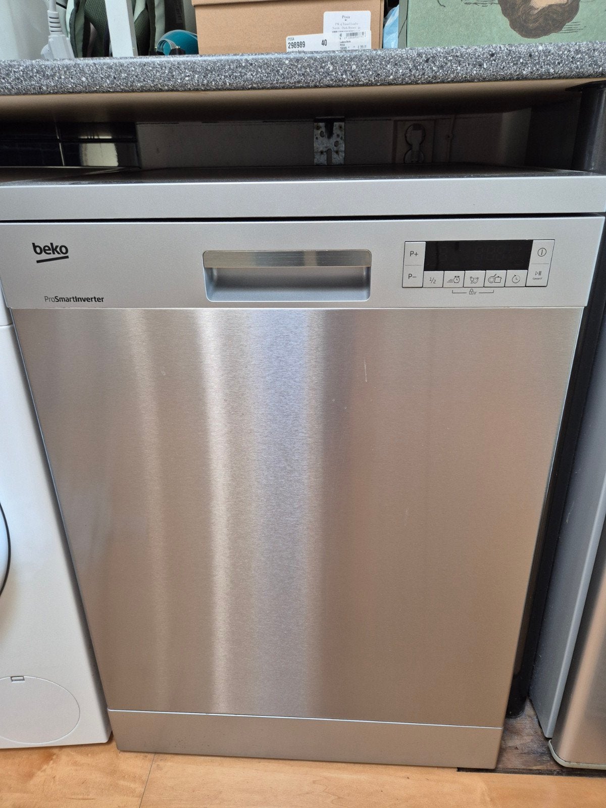 Beko ProSmartInverter vaatwasser, Ophalen
