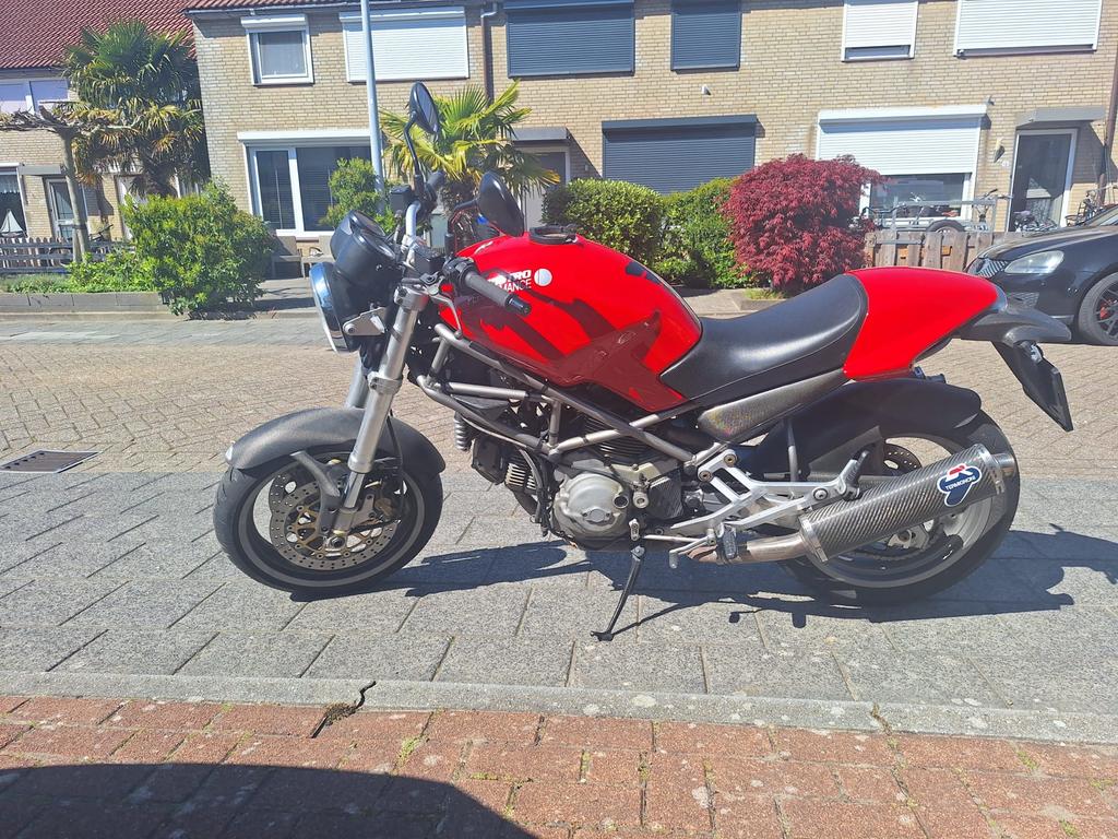 Ducati Monster 750 cc, Motoren, 750 cc, 2 cilinders, Sportuitlaat, Motorrijbewijs A