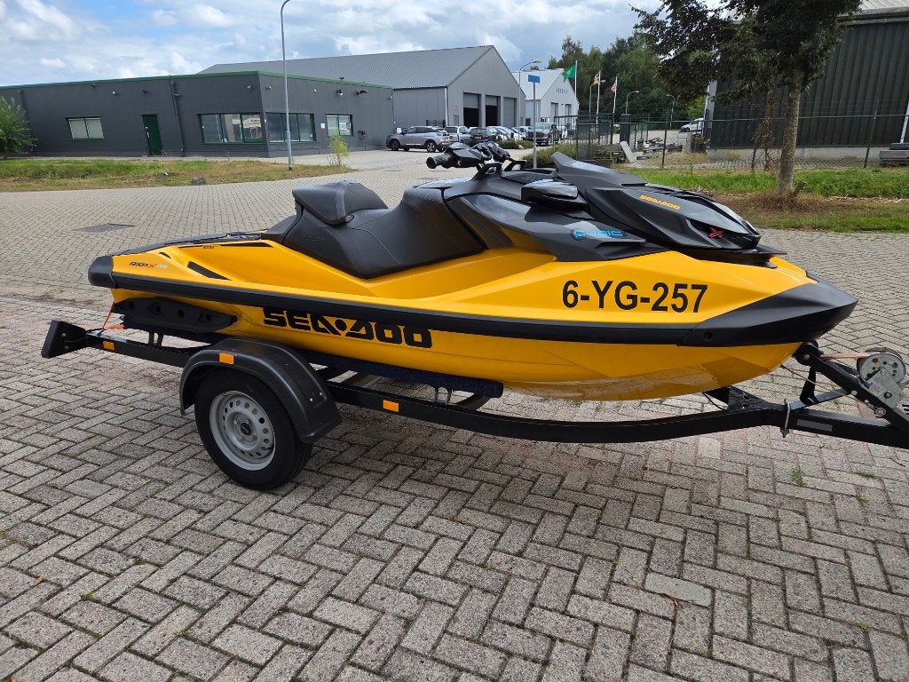 Sea-Doo RXP X  300, Watersport en Boten, Ophalen, Zo goed als nieuw, Benzine, 200 pk of meer