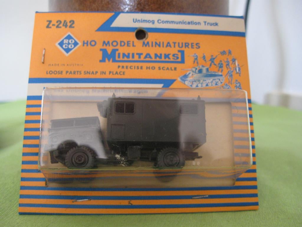 Roco 242S Miniatuur Tank Ho: Unimog Radiowagen., Ophalen of Verzenden, 1:50 of kleiner, Auto, Overige merken