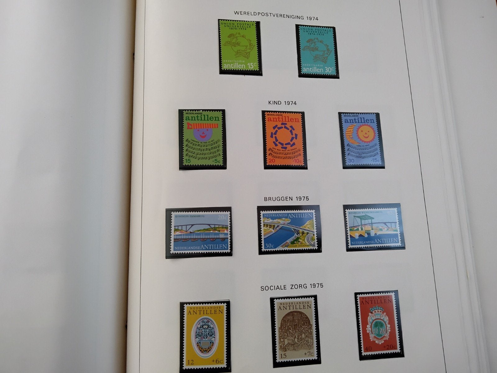 Nederlandse Antillen deel 2, Postzegels en Munten, Postzegels | Volle albums en Verzamelingen, Ophalen of Verzenden, Buitenland