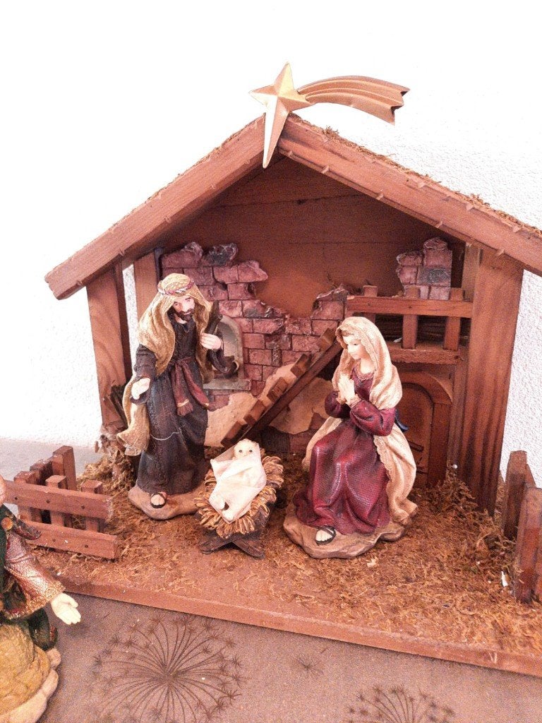 Luxe en groot Kerststal met Rijk Gedetailleerde Kerstfiguren, Ophalen of Verzenden, Gebruikt