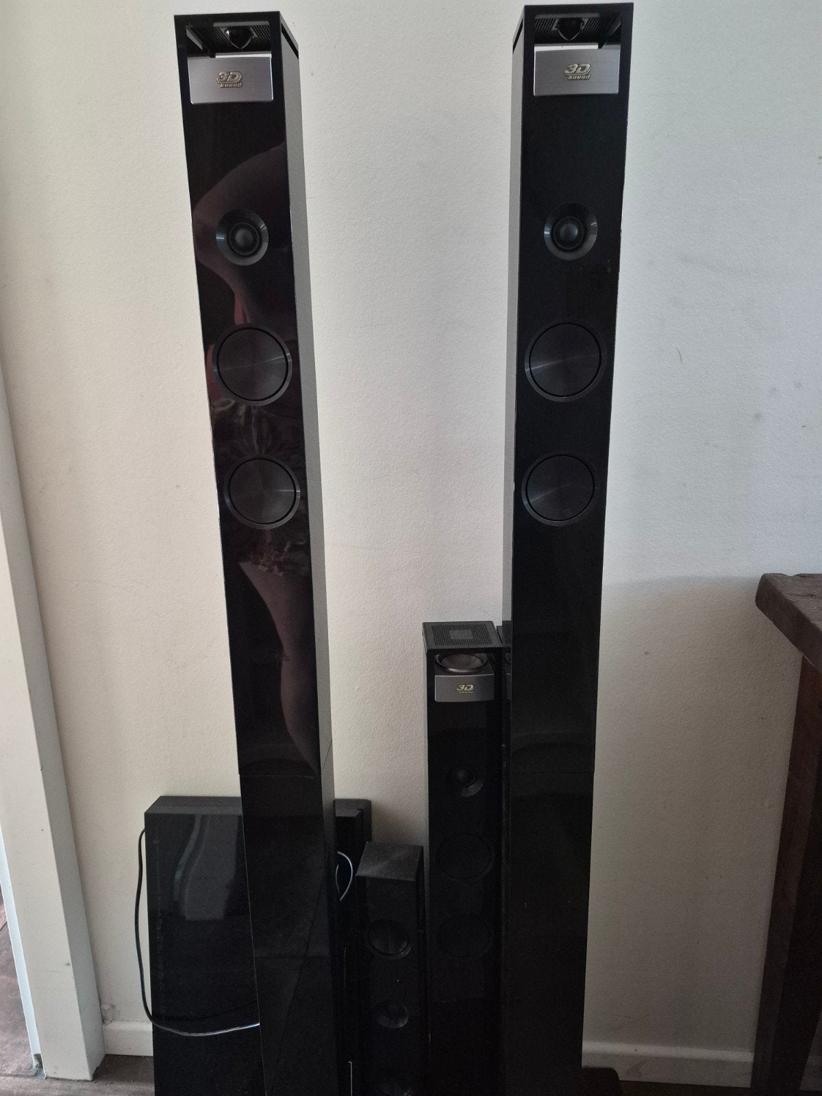 LG Home Cinema Set met 4 pilaren en Blu-ray speler, Audio, Tv en Foto, Home Cinema-sets, Blu-ray-speler, 70 watt of meer, Ophalen