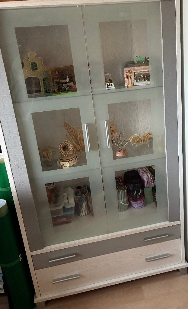 Vitrine kast met 2 laden, Ophalen, Overige materialen, Gebruikt, Met lade(s)