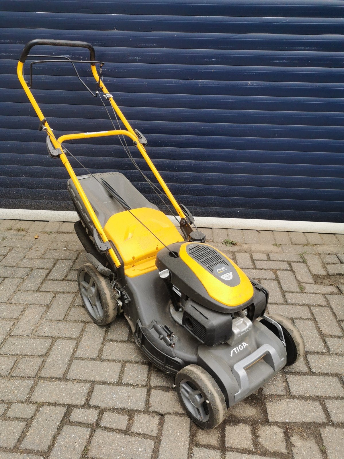 stiga 48sqh grasmaaier, Ophalen