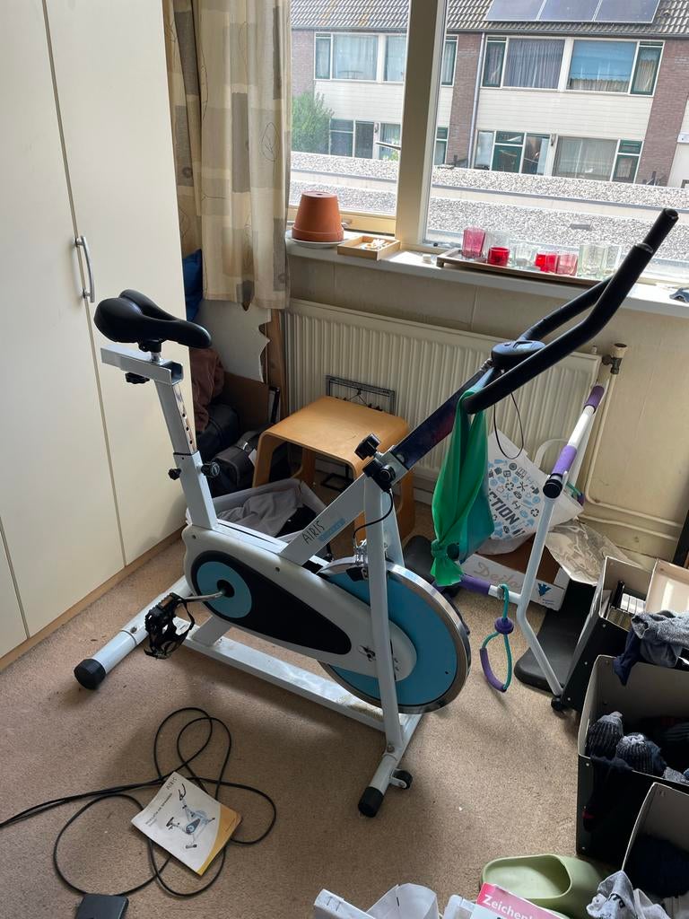 Airis BIK002 Hometrainer - Zo goed als nieuw, Ophalen of Verzenden, Zo goed als nieuw, Metaal, Benen