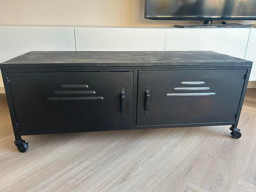 Tv meubel zwart metaal, Huis en Inrichting, Ophalen, Gebruikt