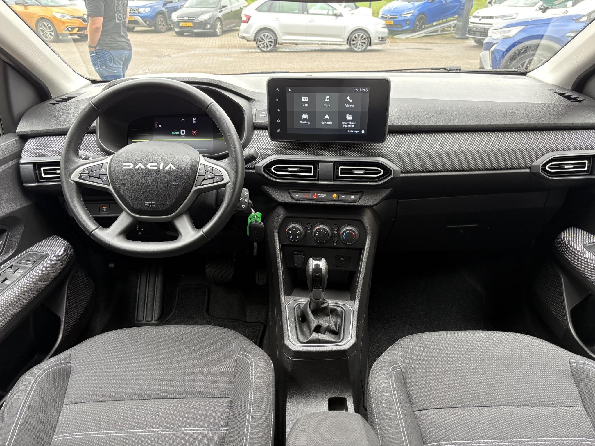 Dacia Jogger 1.6 Hybrid 140 Expression 5p. | Navigatie | LED, Auto's, Dacia, Stof, Gebruikt, 4 cilinders, Bedrijf