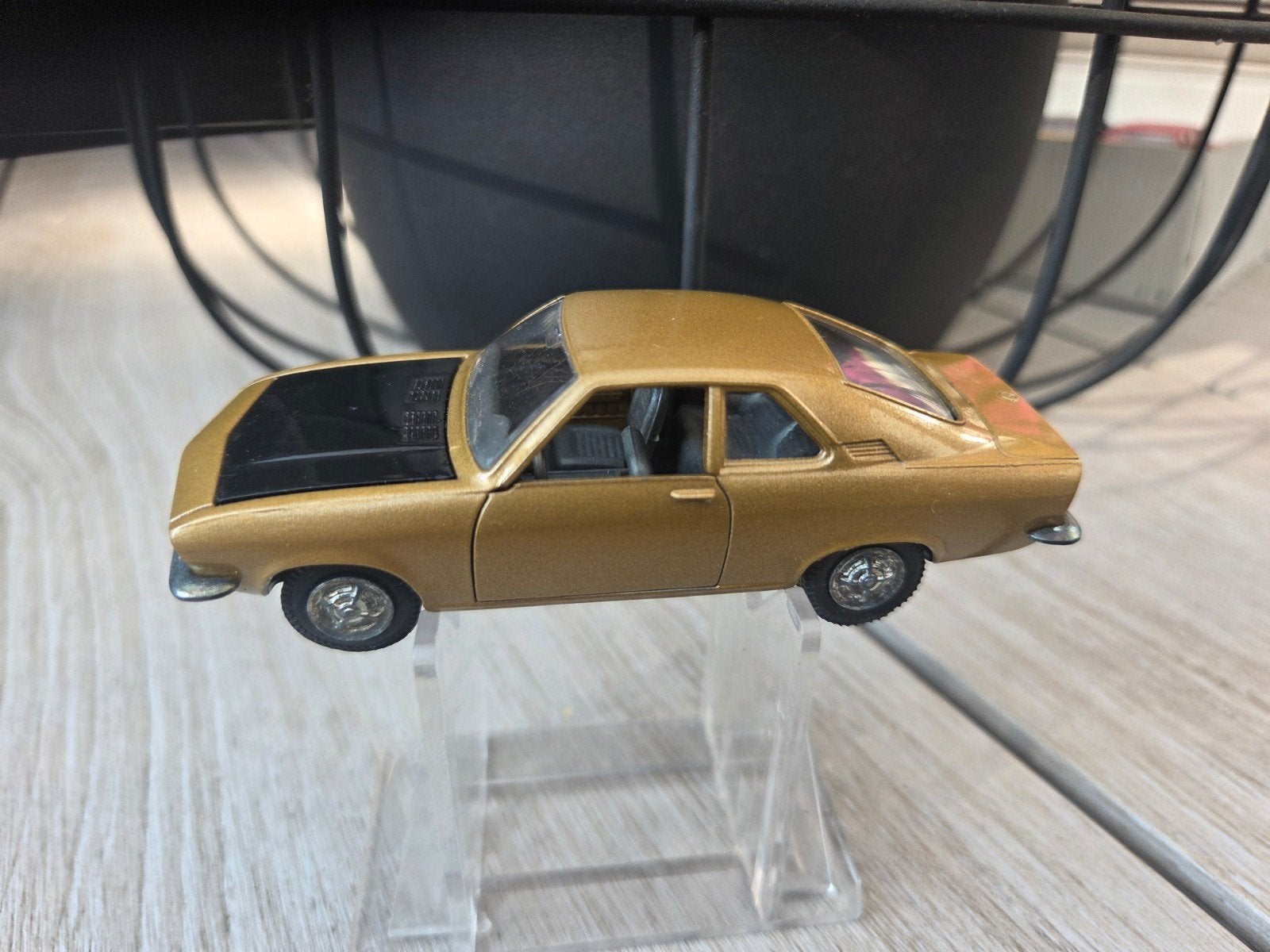 Pilen Opel Manta 1:43, Overige merken, Auto, ., Ophalen of Verzenden