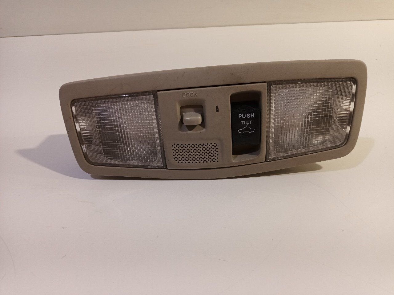 Binnenverlichting Mitsubishi Outlander, Onderdelen@venauto.nl, Van der Ven Autorecycling B.V., Gebruikt, Ettenseweg 76, 4706 PB Roosendaal, The Netherlands