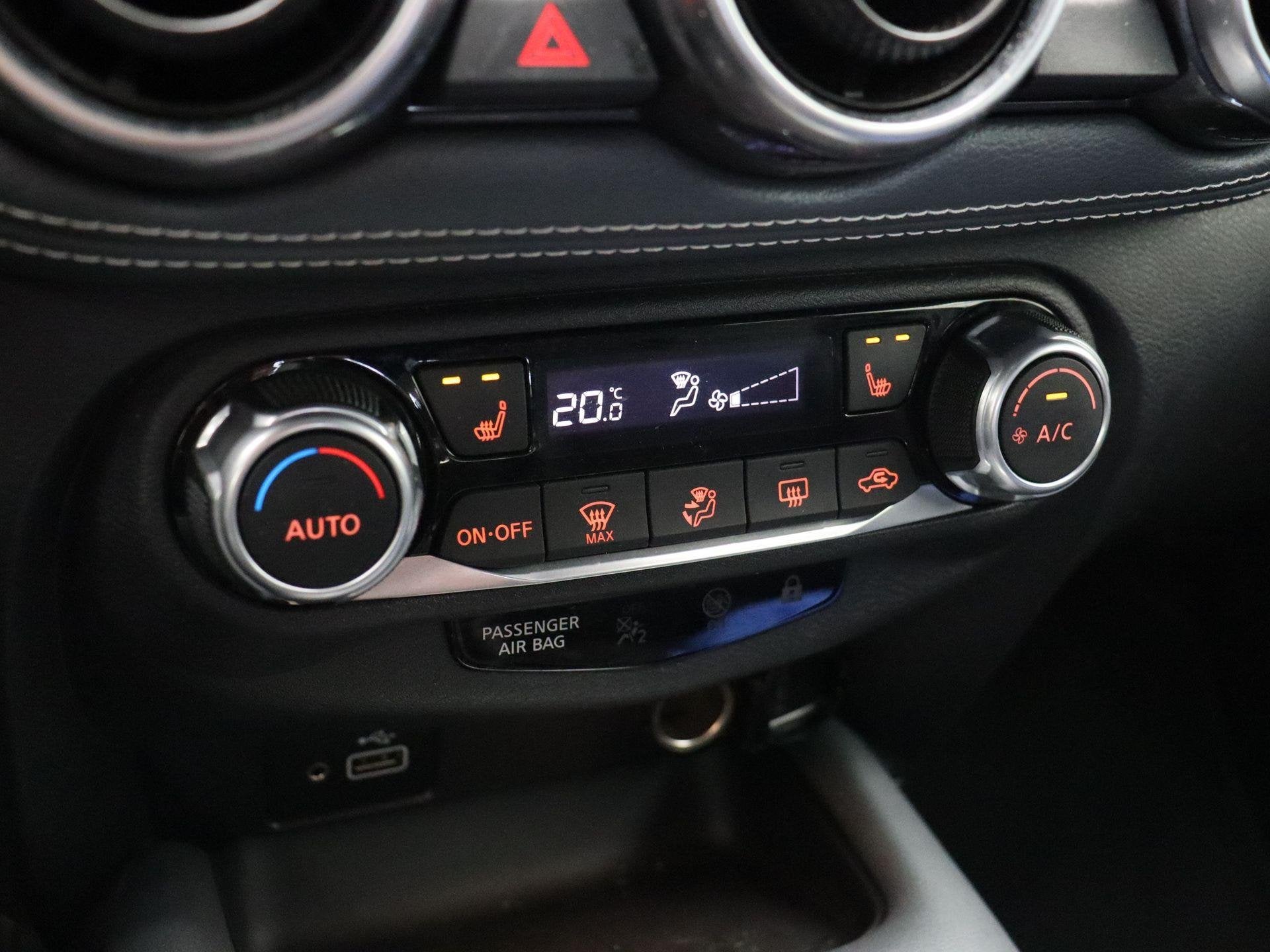 Foto 29 van Nissan Juke 1.0 DIG-T Tekna | Trekhaak | Stoelverwarming | B