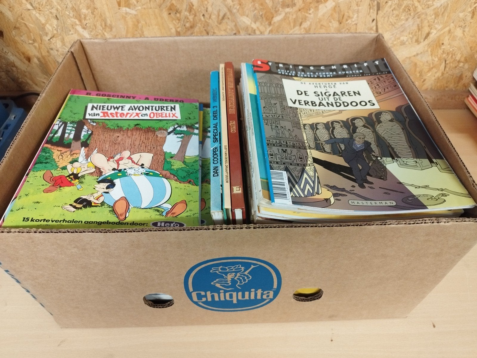 Een hele doos met diverse stripverhalen - 4, Meerdere comics, Ophalen of Verzenden, Gelezen, Europa
