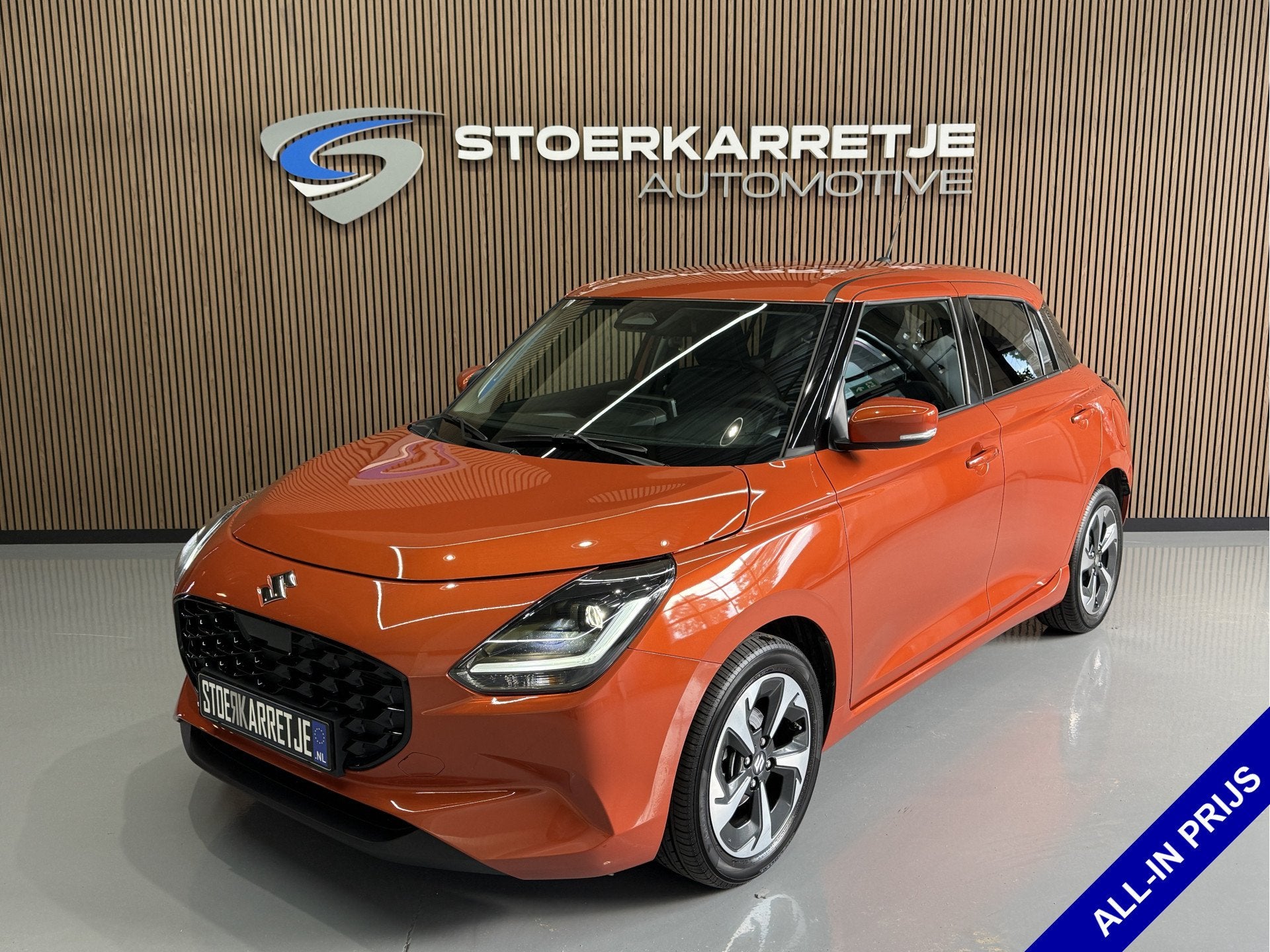 Suzuki Swift 1.2 Comfort + Hyb | Aut | Navi | 16" | Carplay, Auto's, Gebruikt, Zwart, 400 kg, Swift