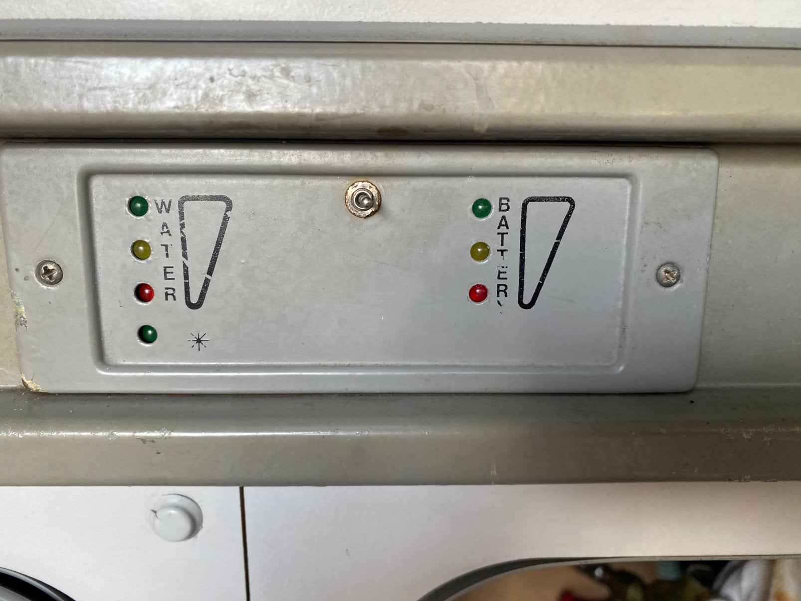 Gezocht VW t3 water , accu controle paneel, Ophalen of Verzenden, Nieuw