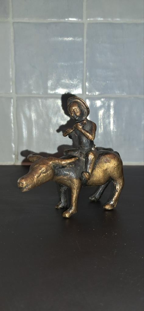 Aziatische boer op buffel brons, Ophalen of Verzenden