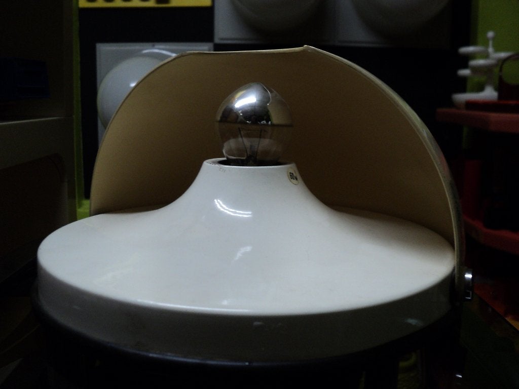 Guzzini design wandlamp mezzanote kunststof metaal retro, Guzzini, Gebruikt, ?, ?